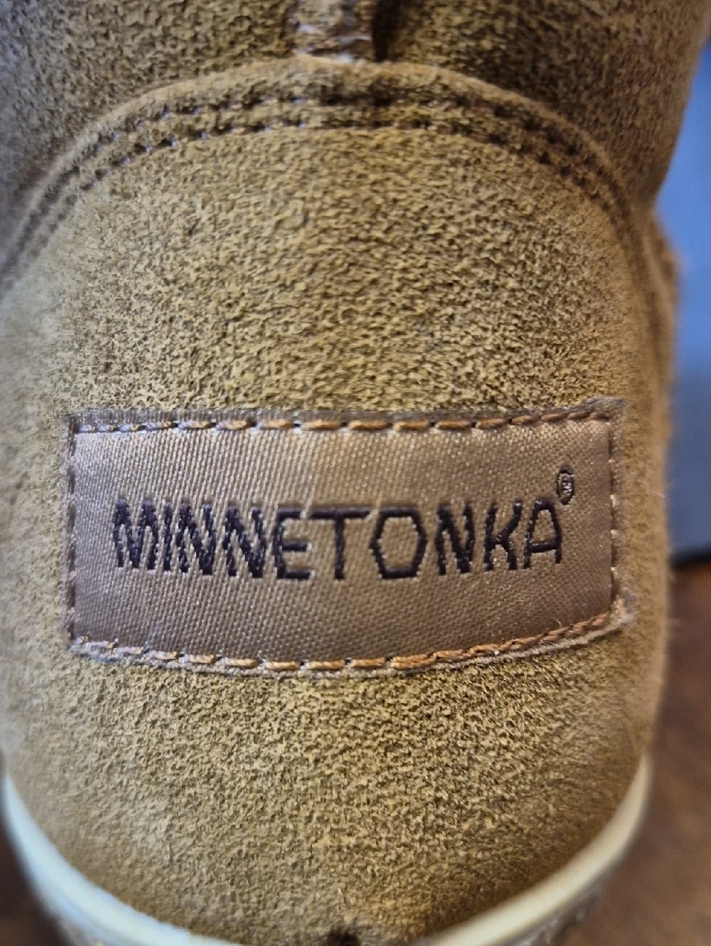 Minnetonka Womens Olympia Short Boots in Golden Tan Size 8M (#1032s)